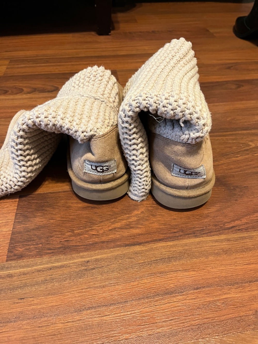 UGG Women’s  Knit Cuff Suede Boot - Sand size 9